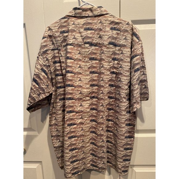 Columbia Sportswear Short Sleeve Shirt, XL‎ button up, Saltwater Fish Graphics - Picture 4 of 6